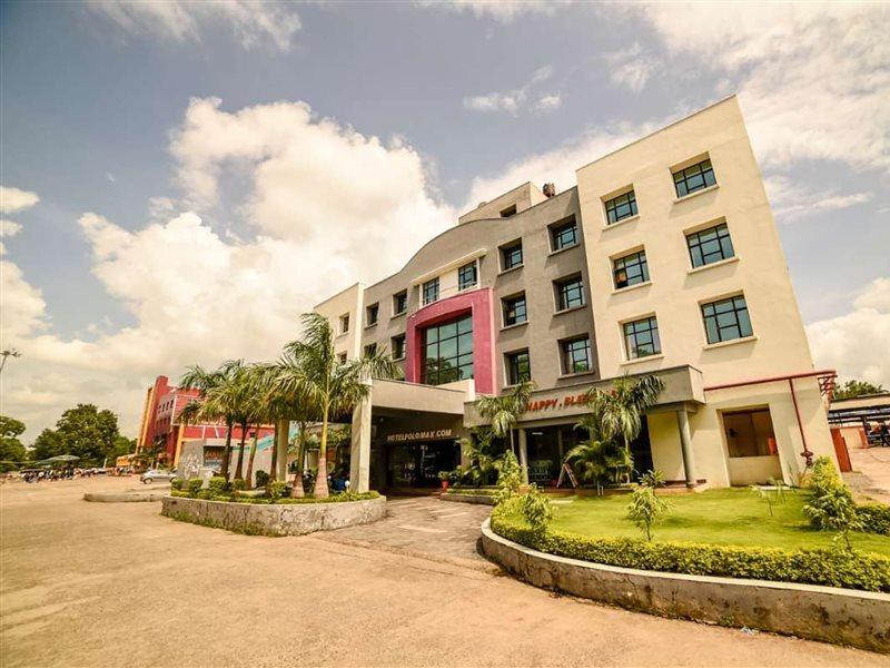 Max Hotels Jabalpur Eksteriør billede