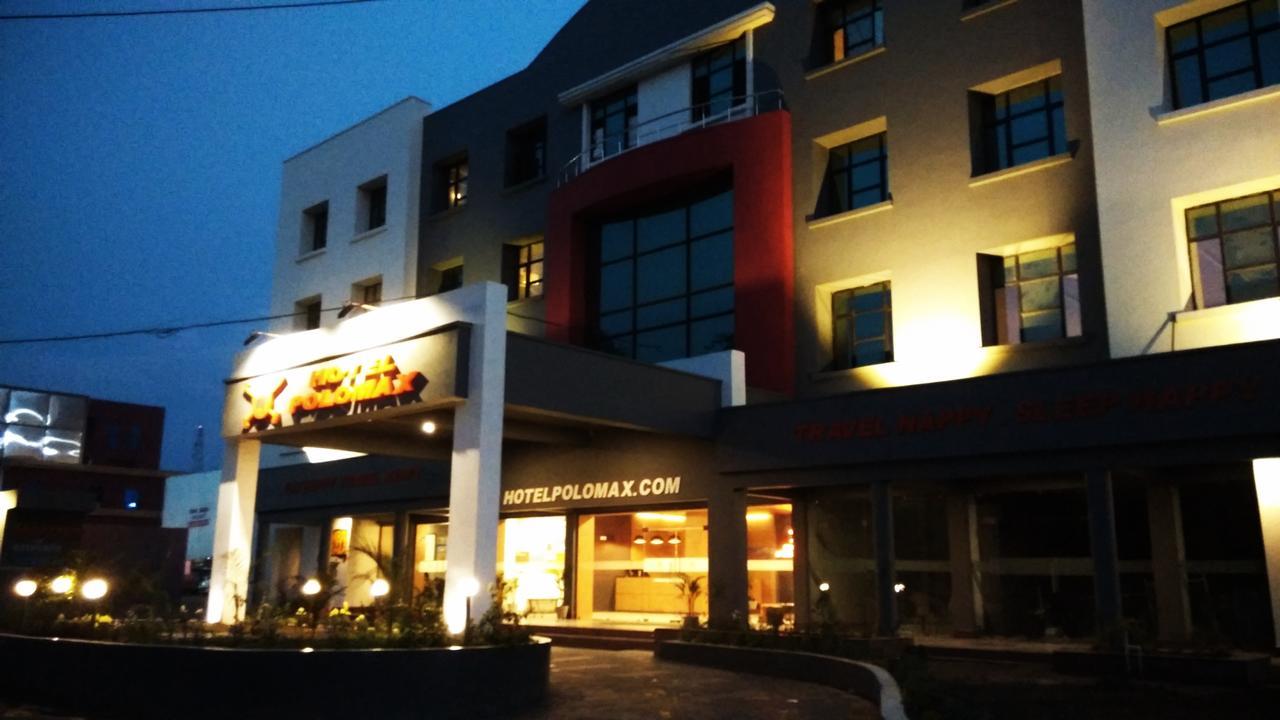 Max Hotels Jabalpur Eksteriør billede
